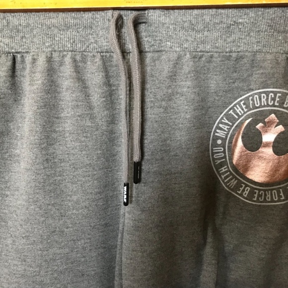 Her Universe Star Wars active workout pants - Picture 3 of 3